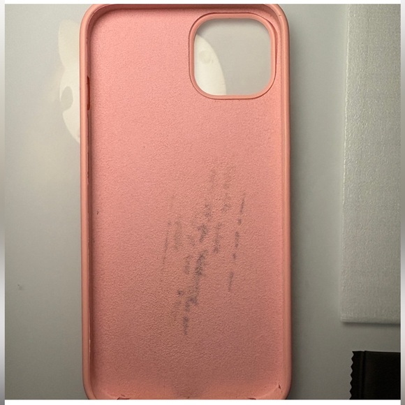 Pink iPhone 16 (6.1 in) Case with screen protector and camera protector - Picture 10 of 10
